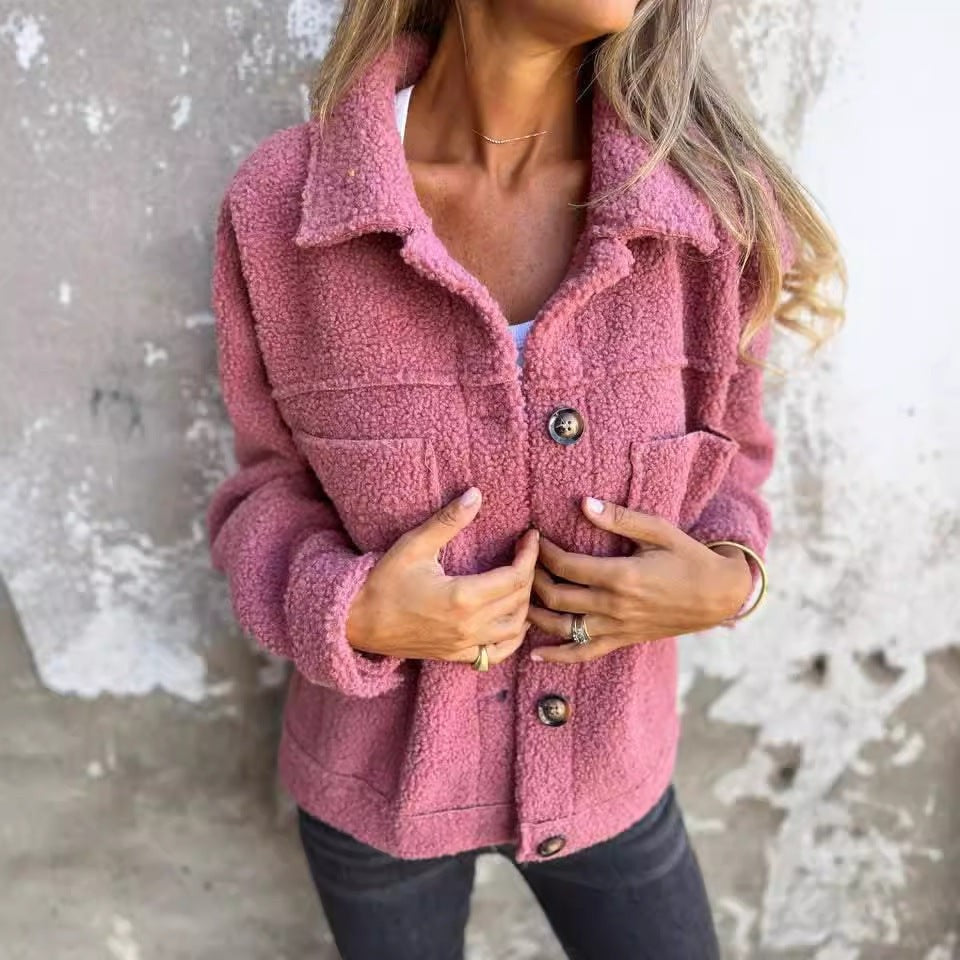 Angelika — Płaszcz Damski Krótki Pluszowy z Kieszeniami, Moda Lodz