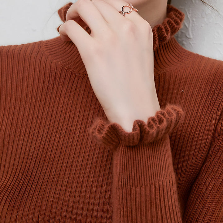 Dorota — Sweter Damski z Półgolfem i Falbankami, Moda Lodz