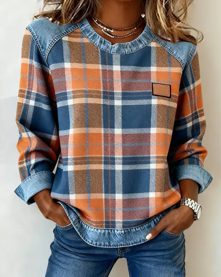 Jowita — Jowita | Stylowa bluza damska w kratę z okrągłym dekoltem, Moda Lodz