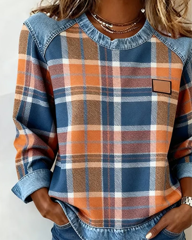 Jowita — Jowita | Stylowa bluza damska w kratę z okrągłym dekoltem, Moda Lodz