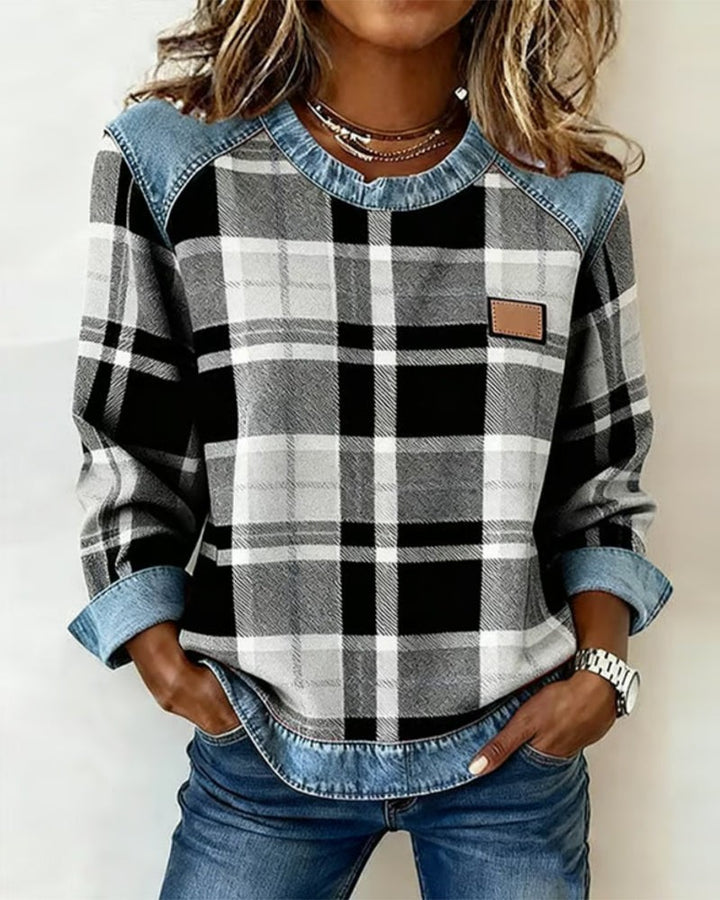 Jowita — Jowita | Stylowa bluza damska w kratę z okrągłym dekoltem, Moda Lodz