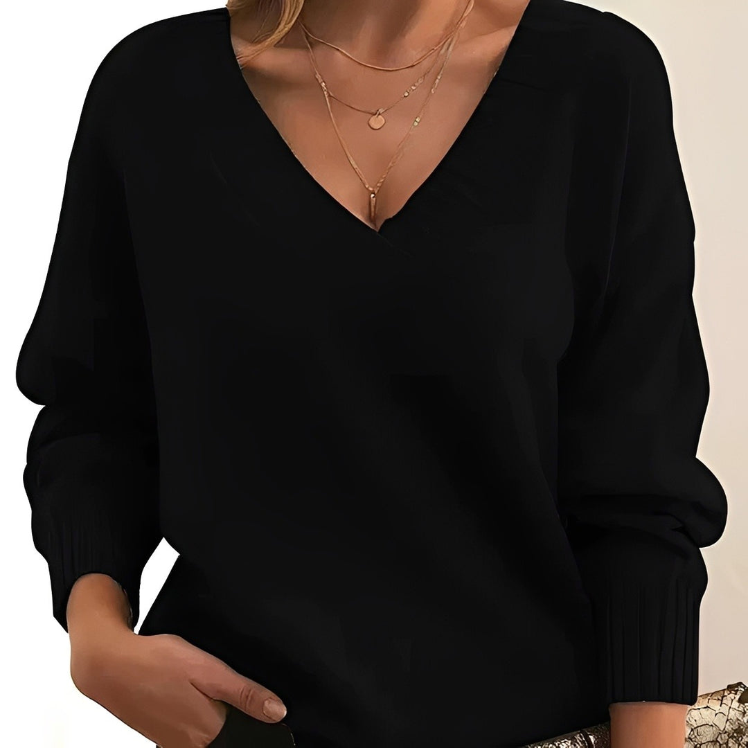 Ola – Sweter Damski Oversize z Dekoltem w Serek