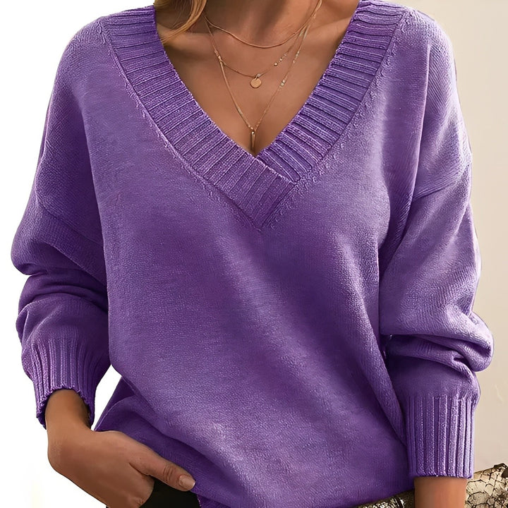 Ola – Sweter Damski Oversize z Dekoltem w Serek